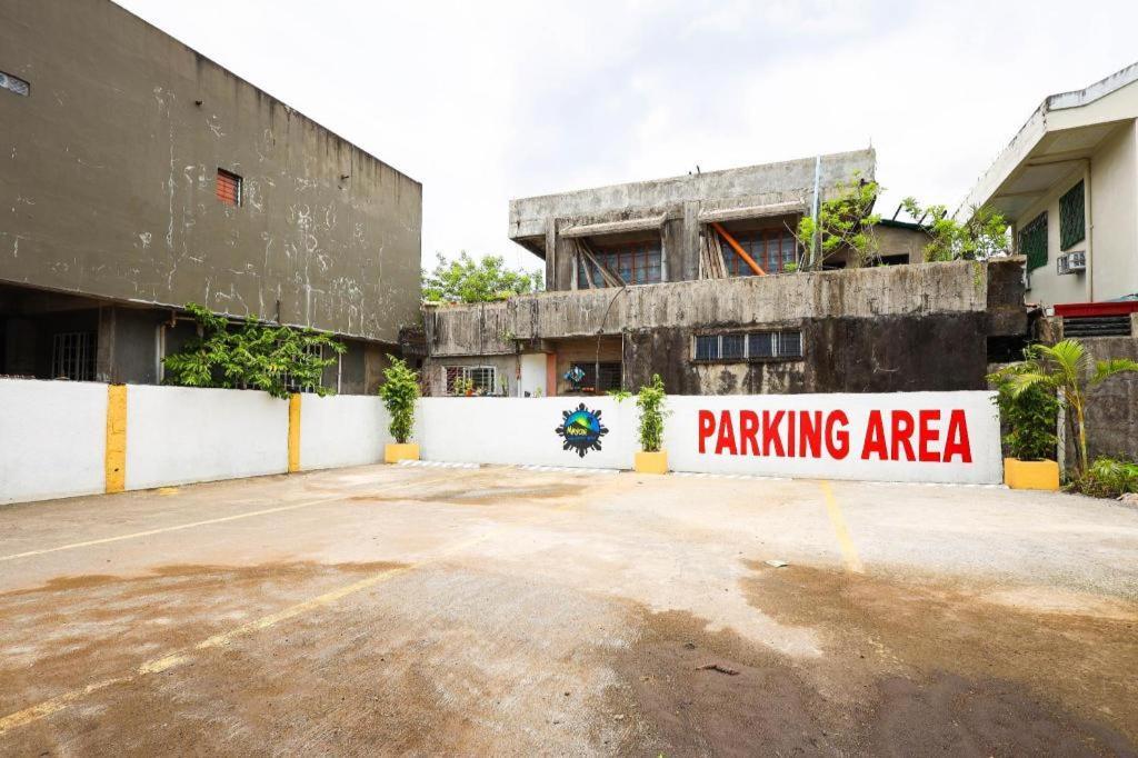Mayon Backpackers Hostel Legazpi Exterior photo