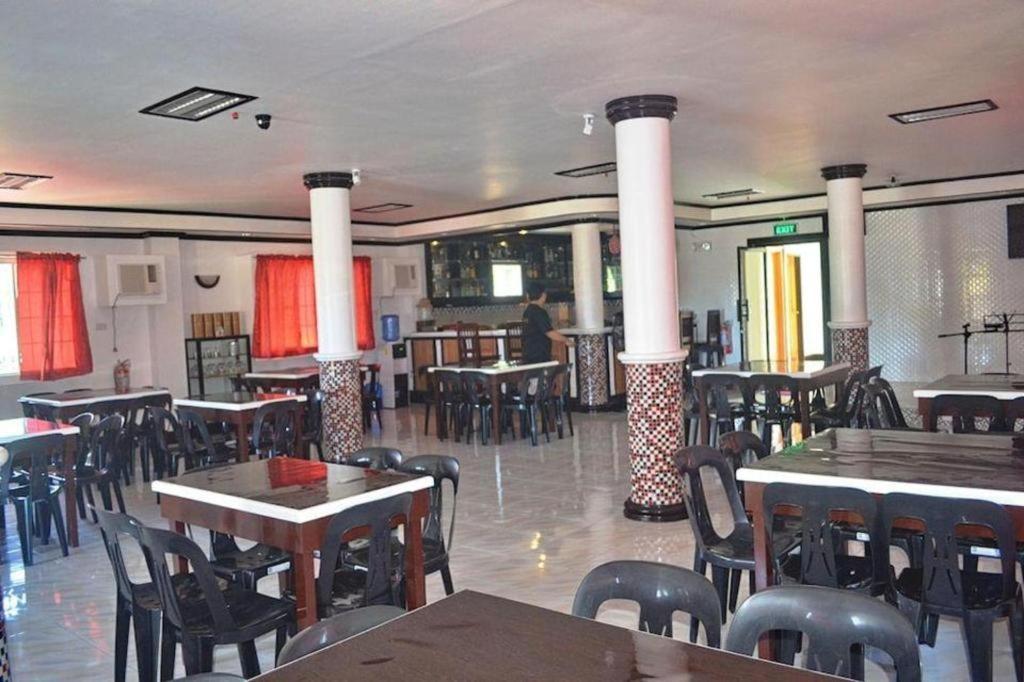Mayon Backpackers Hostel Legazpi Exterior photo