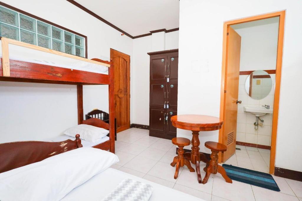 Mayon Backpackers Hostel Legazpi Exterior photo
