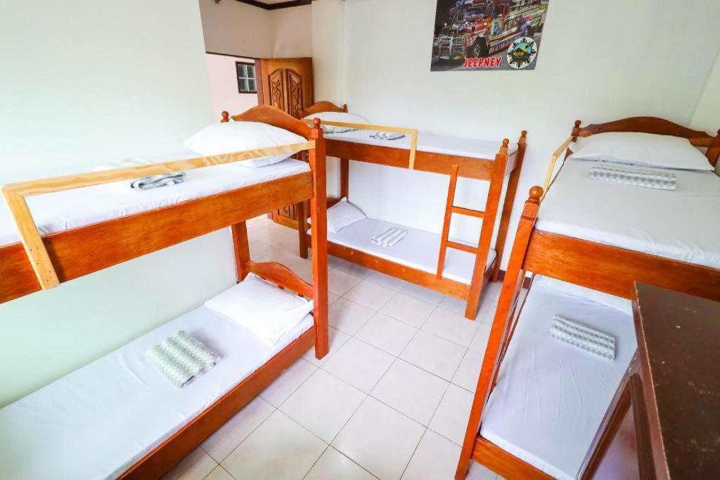 Mayon Backpackers Hostel Legazpi Exterior photo