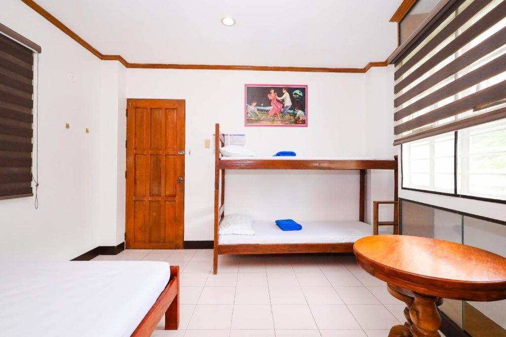 Mayon Backpackers Hostel Legazpi Exterior photo