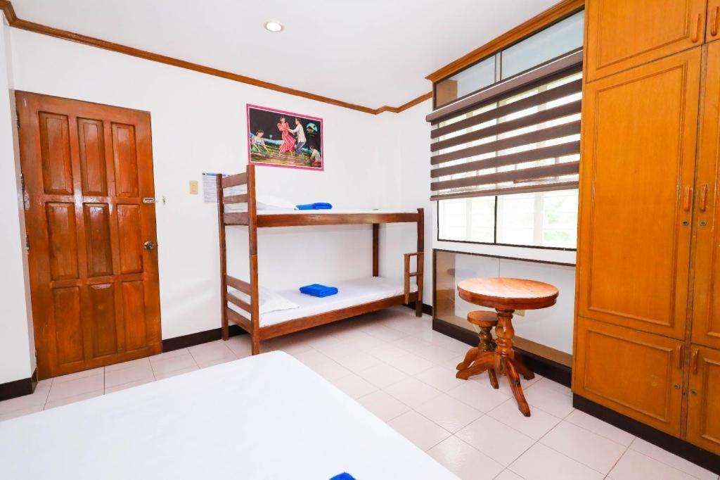 Mayon Backpackers Hostel Legazpi Exterior photo