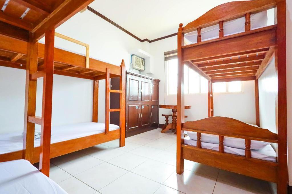 Mayon Backpackers Hostel Legazpi Exterior photo